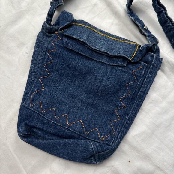 Dark blue denim crossbody bag upcycled handmade with yellow orange stitching - Picture 4 of 8
